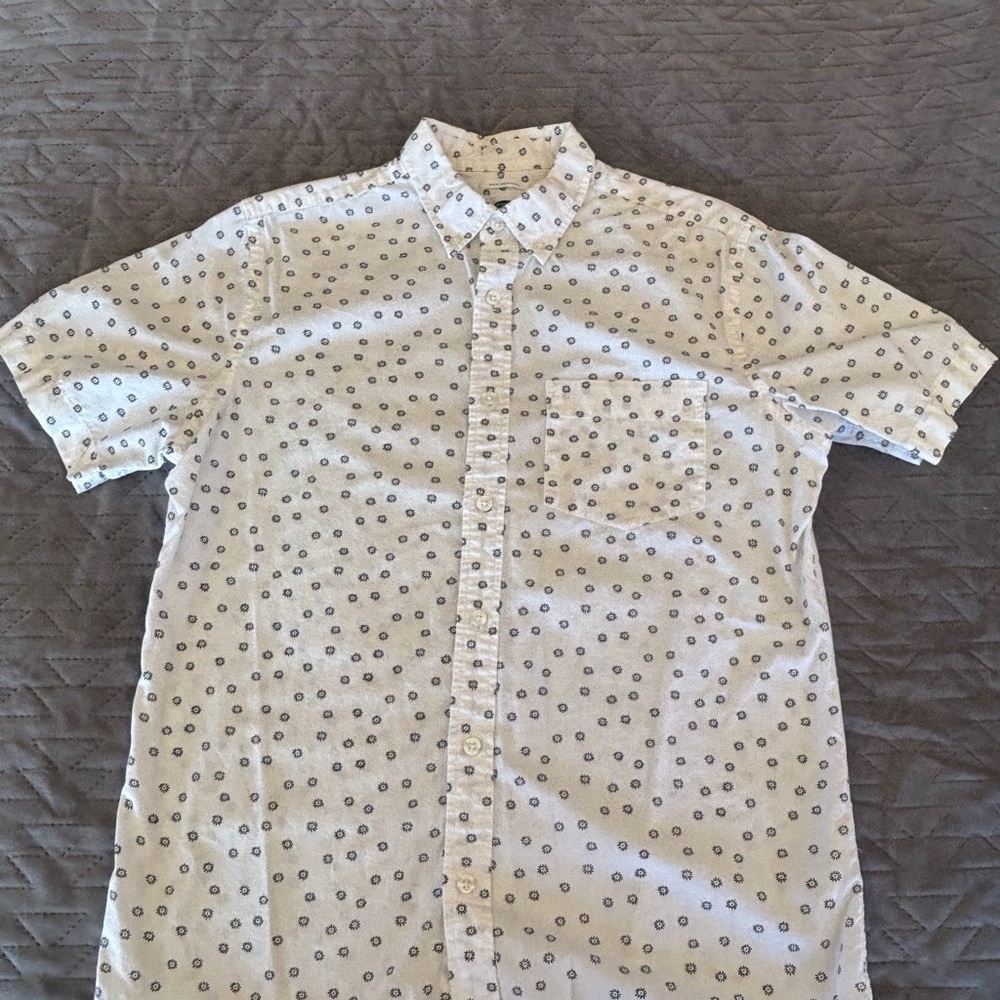 Men's Old Navy Casual Short-Sleeve Button-Up Shirt